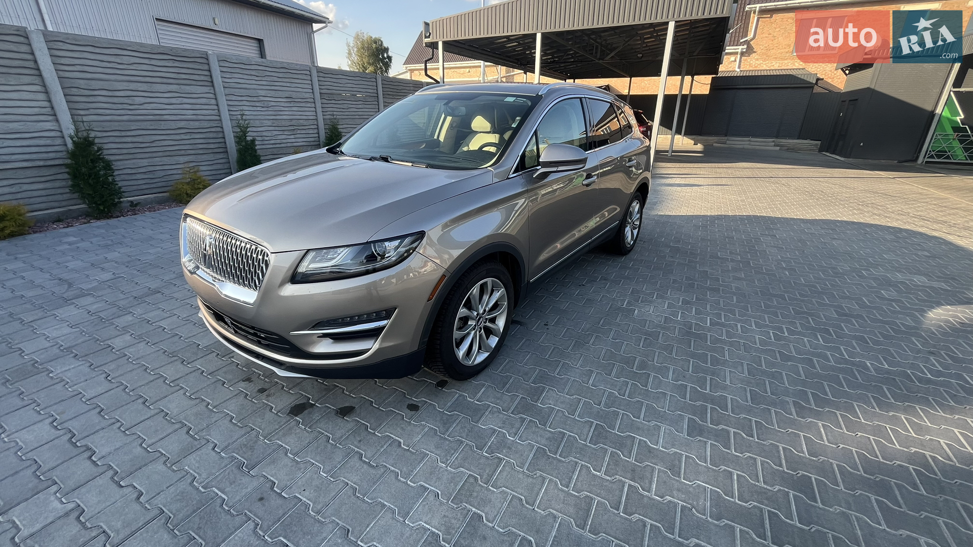 2019 Lincoln MKC - мініатюра 2