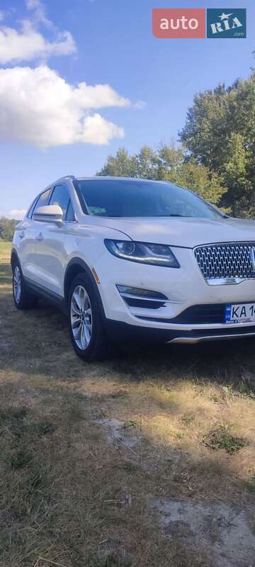 Внедорожник / Кроссовер Lincoln MKC 2019 в Лохвице фото 8 Внедорожник / Кроссовер Lincoln MKC 2019 в Лохвице
