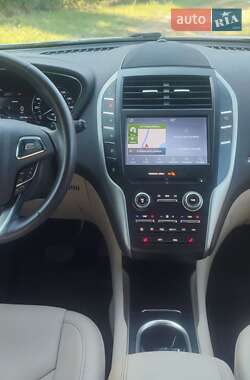 Внедорожник / Кроссовер Lincoln MKC 2019 в 