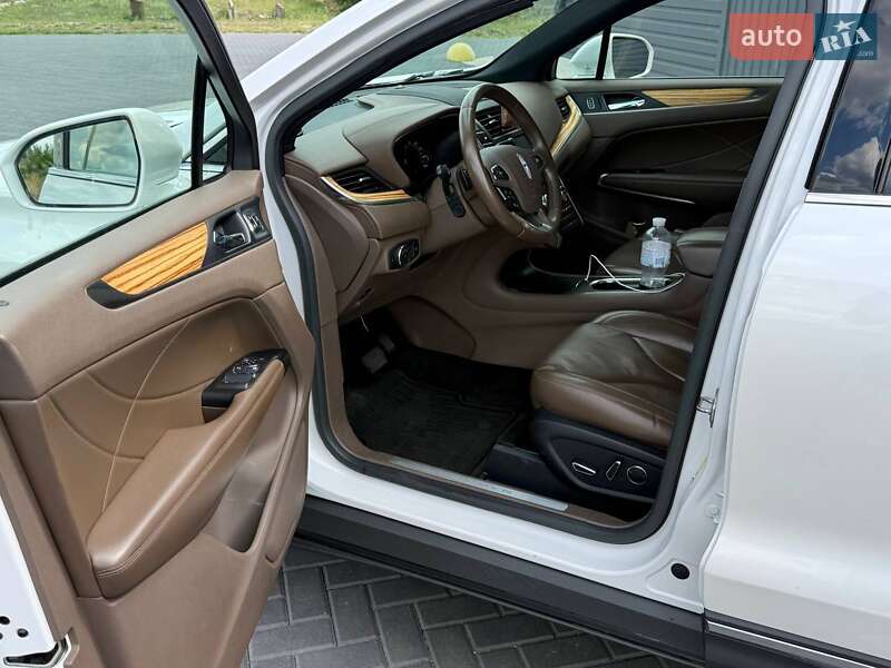 Позашляховик / Кросовер Lincoln MKC 2015 в Кропивницькому фото 12 Позашляховик / Кросовер Lincoln MKC 2015 в Кропивницькому