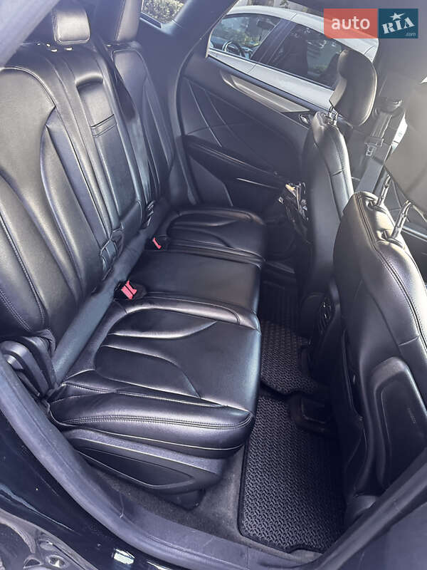 Внедорожник / Кроссовер Lincoln MKC 2015 в Черновцах