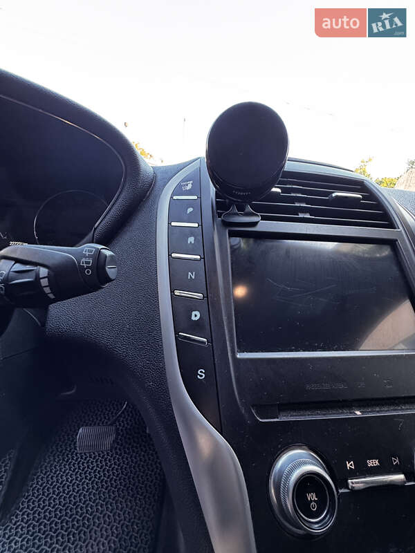 Внедорожник / Кроссовер Lincoln MKC 2015 в Черновцах