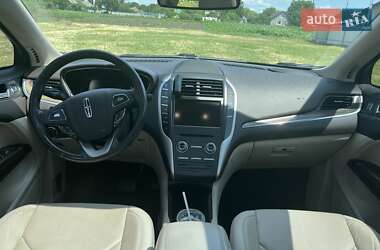 Внедорожник / Кроссовер Lincoln MKC 2017 в 