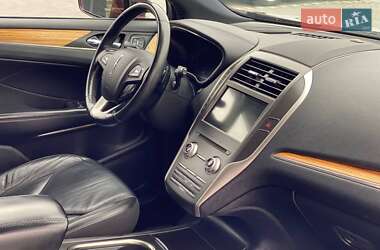Внедорожник / Кроссовер Lincoln MKC 2015 в 