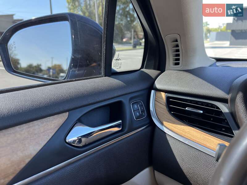 Внедорожник / Кроссовер Lincoln MKC 2014 в Киеве