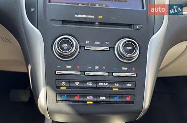 Внедорожник / Кроссовер Lincoln MKC 2014 в 