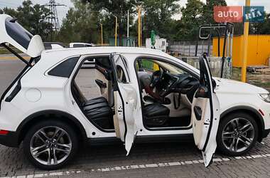 Внедорожник / Кроссовер Lincoln MKC 2014 в 