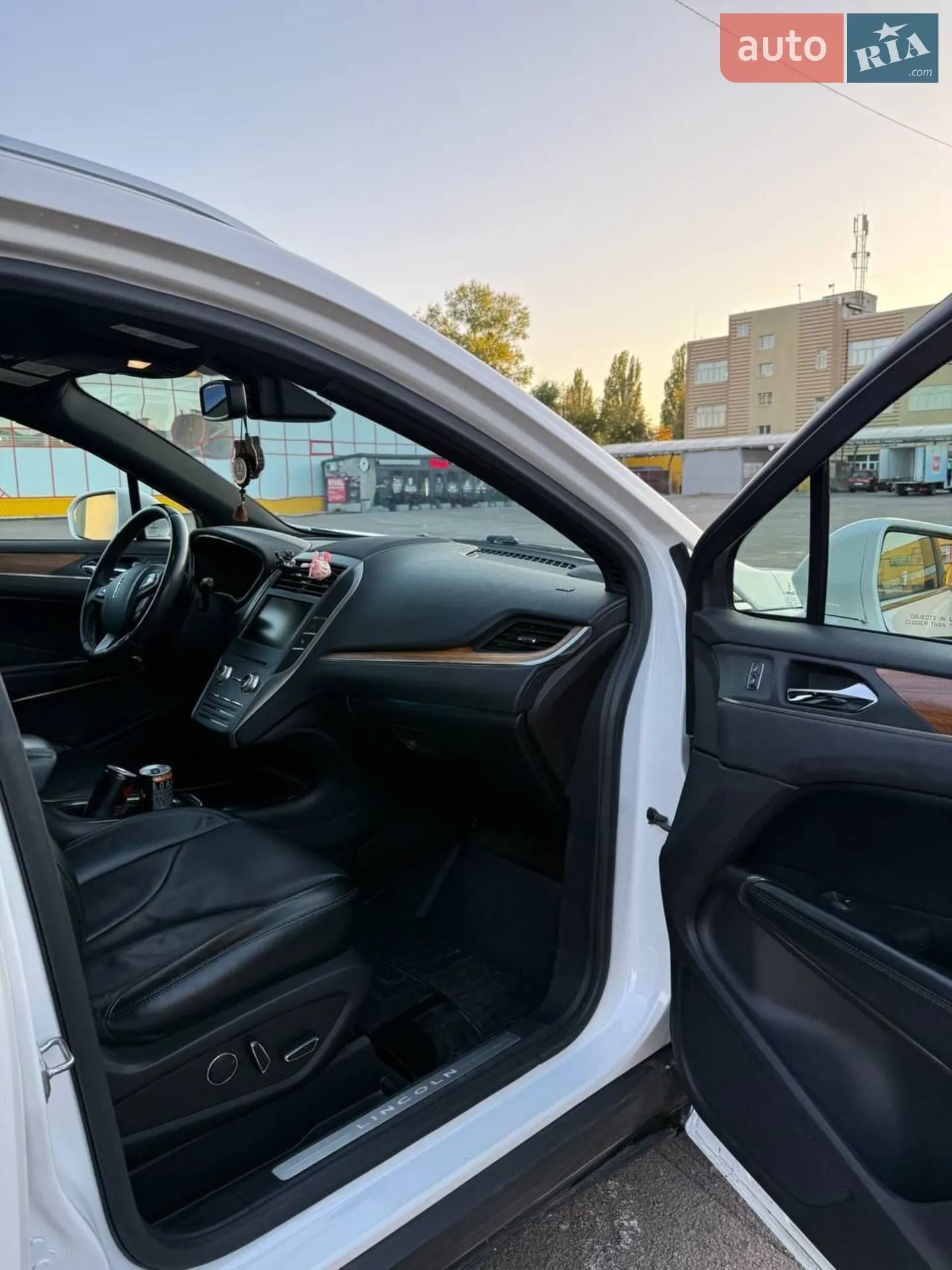 2014 Lincoln MKC - мініатюра 21