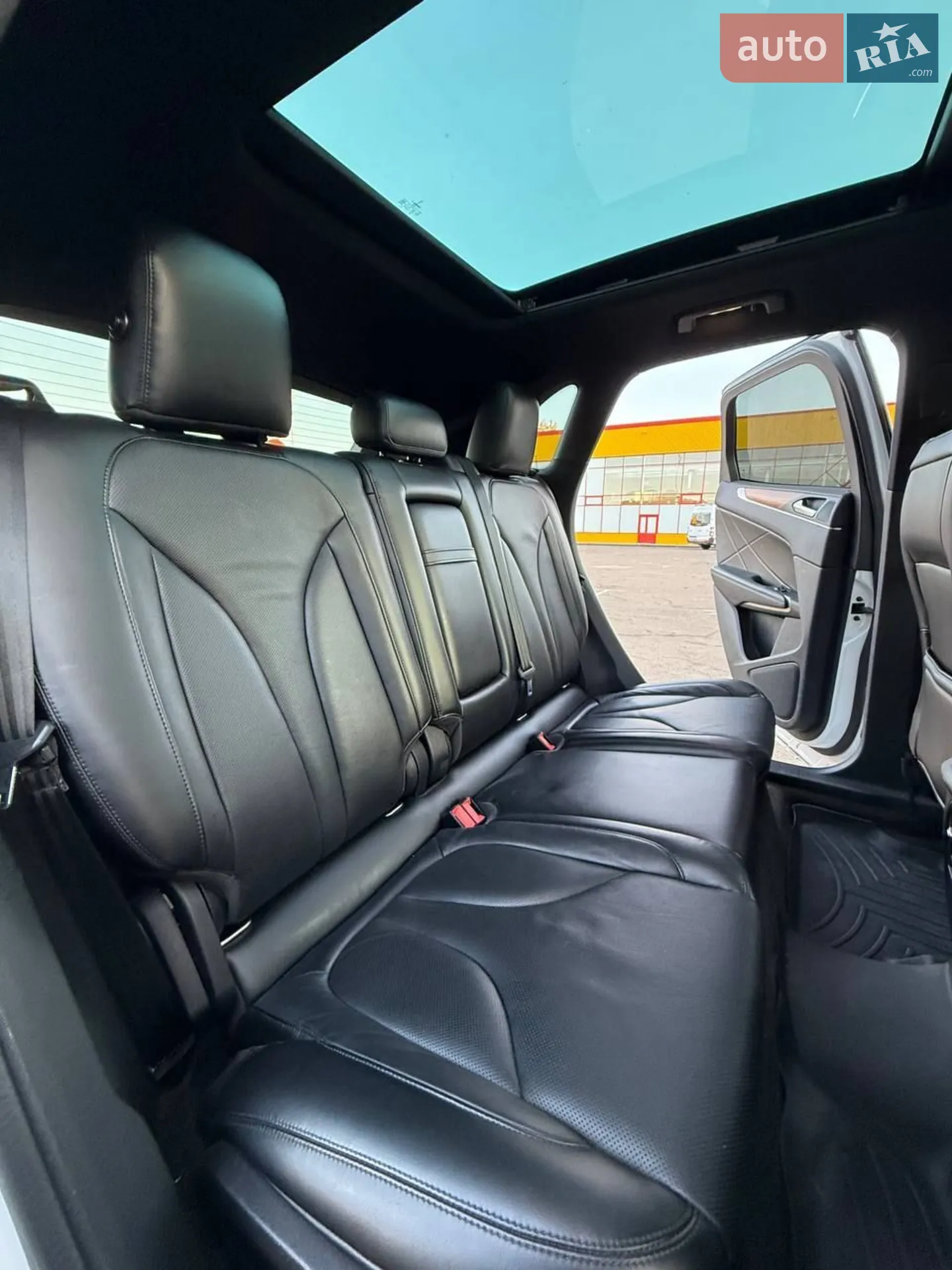 2014 Lincoln MKC - мініатюра 24