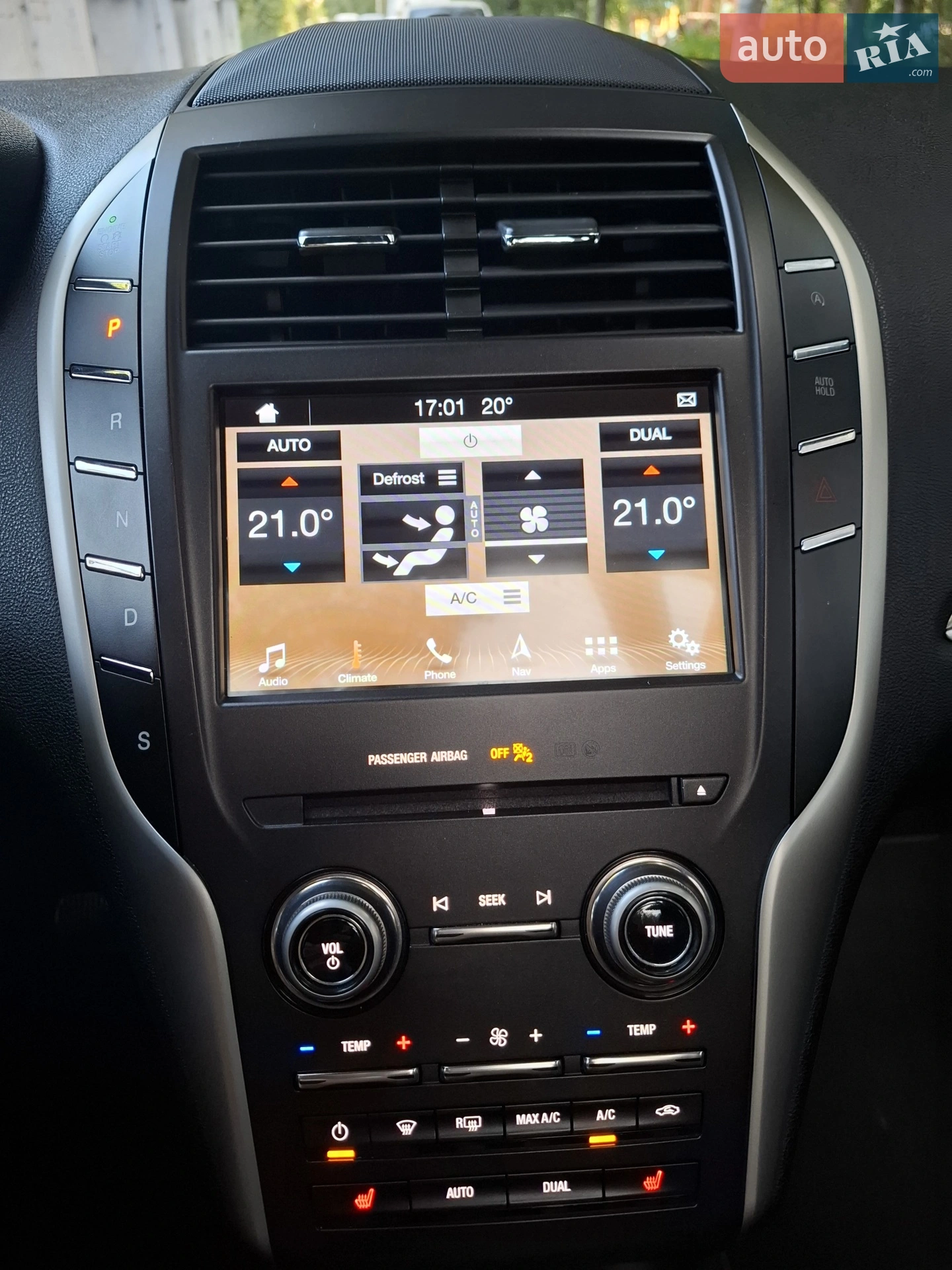 2016 Lincoln MKC - мініатюра 17