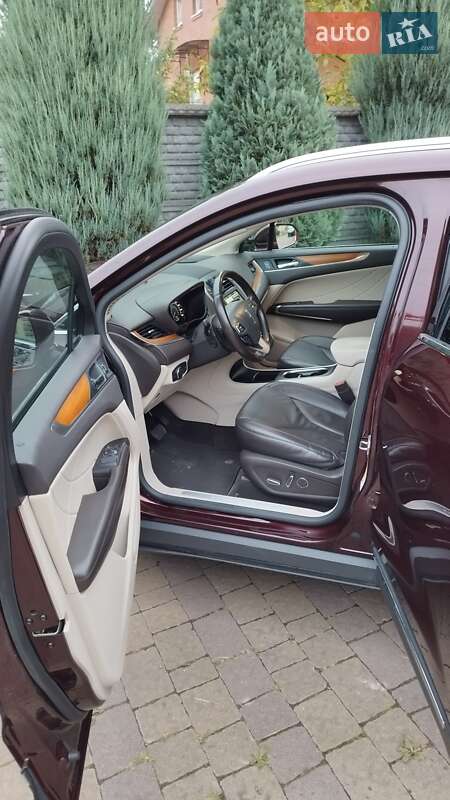 Внедорожник / Кроссовер Lincoln MKC 2016 в Львове