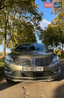 Внедорожник / Кроссовер Lincoln MKC 2016 в 