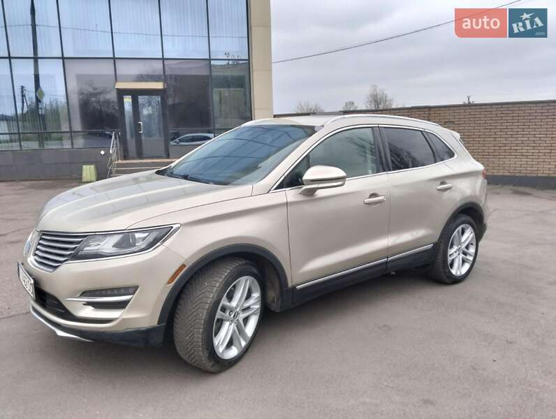 Внедорожник / Кроссовер Lincoln MKC 2016 в 