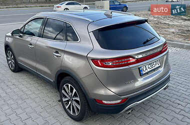 Внедорожник / Кроссовер Lincoln MKC 2018 в 