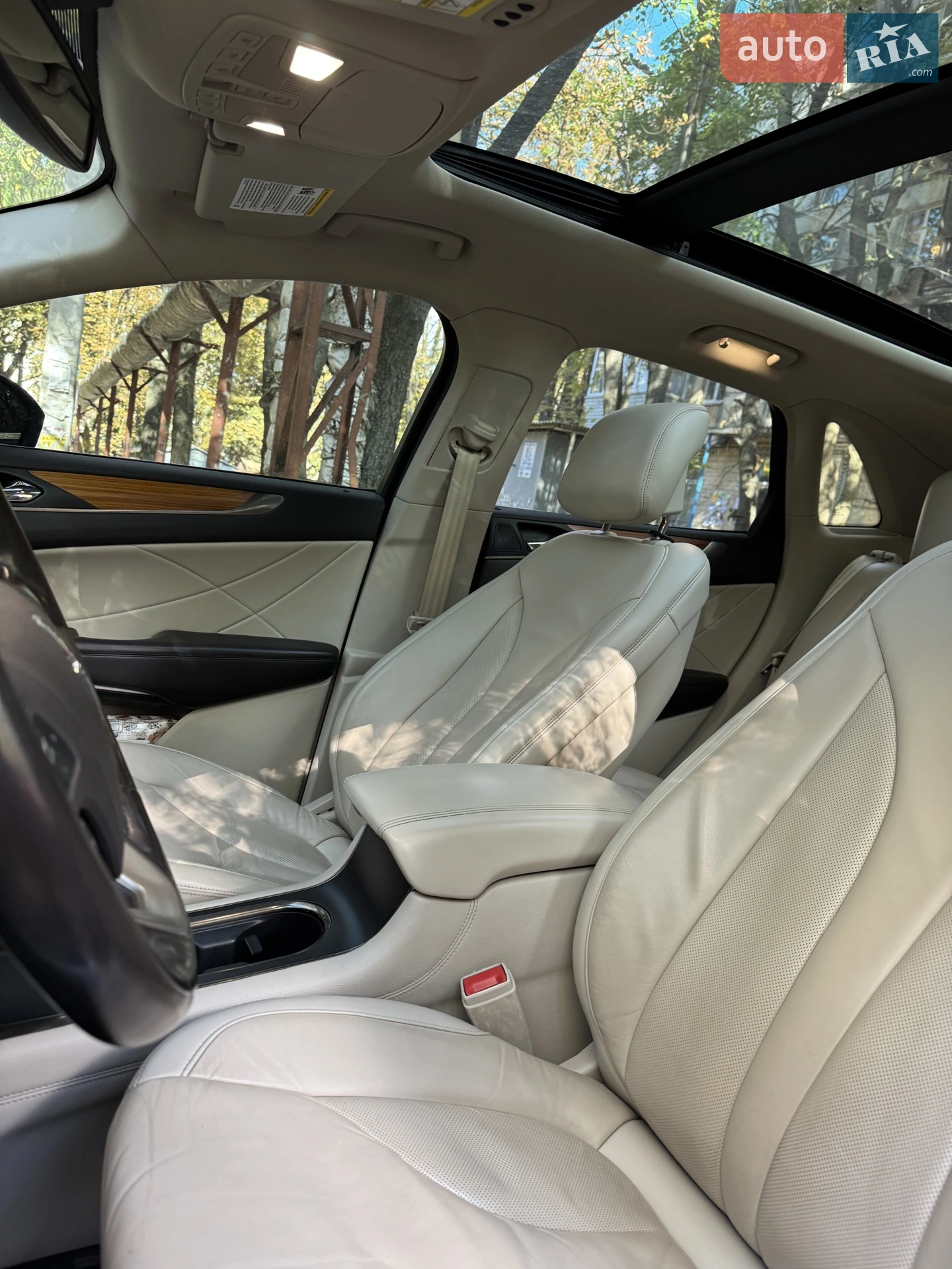 2018 Lincoln MKC - мініатюра 16