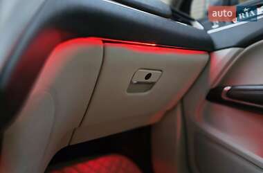 Внедорожник / Кроссовер Lincoln MKC 2014 в 