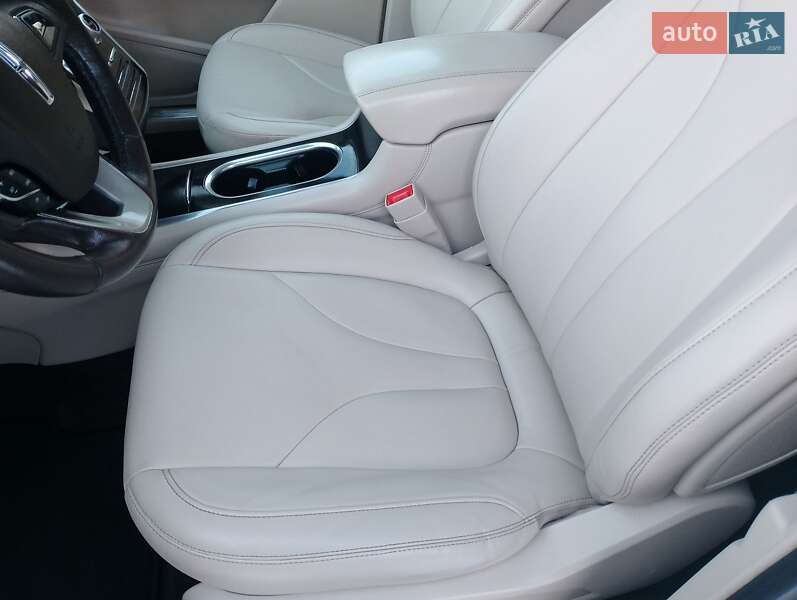 Внедорожник / Кроссовер Lincoln MKC 2019 в Тернополе