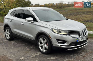 Позашляховик / Кросовер Lincoln MKC 2015 в 