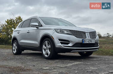 Позашляховик / Кросовер Lincoln MKC 2015 в 