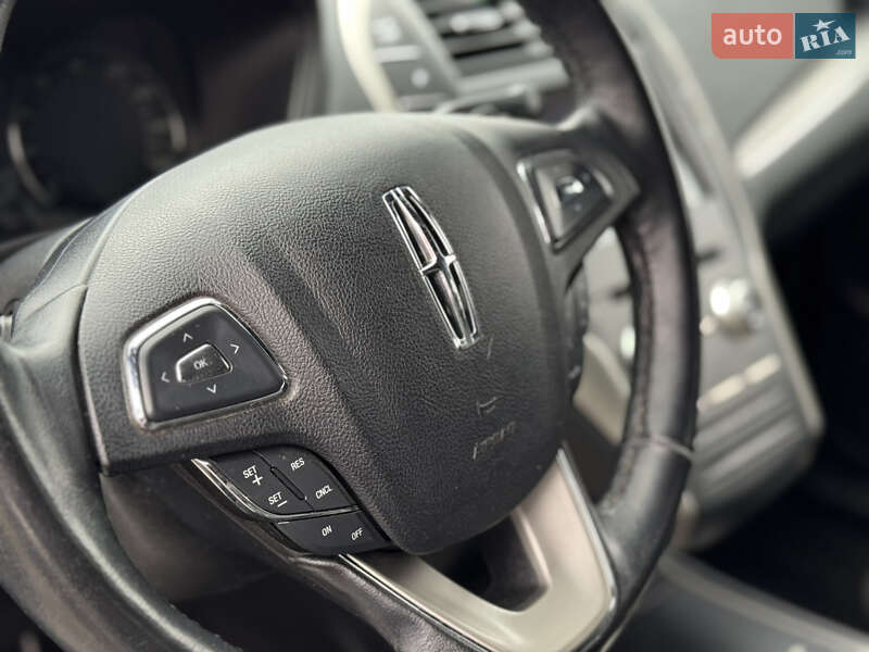 Внедорожник / Кроссовер Lincoln MKC 2015 в Полтаве