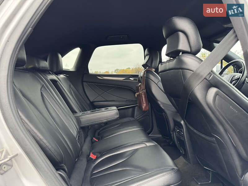 Внедорожник / Кроссовер Lincoln MKC 2015 в Полтаве