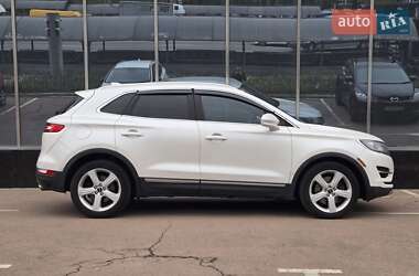 Внедорожник / Кроссовер Lincoln MKC 2015 в 