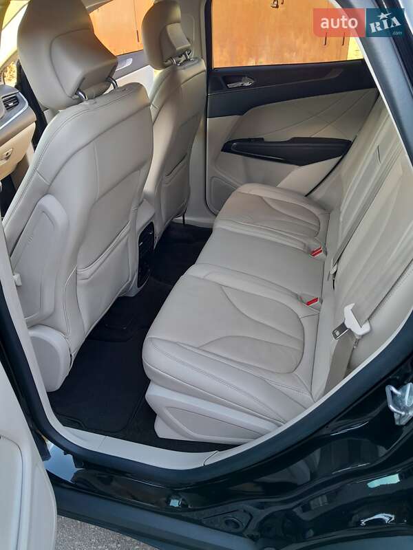 Позашляховик / Кросовер Lincoln MKC 2018 в Києві фото 11 Позашляховик / Кросовер Lincoln MKC 2018 в Києві