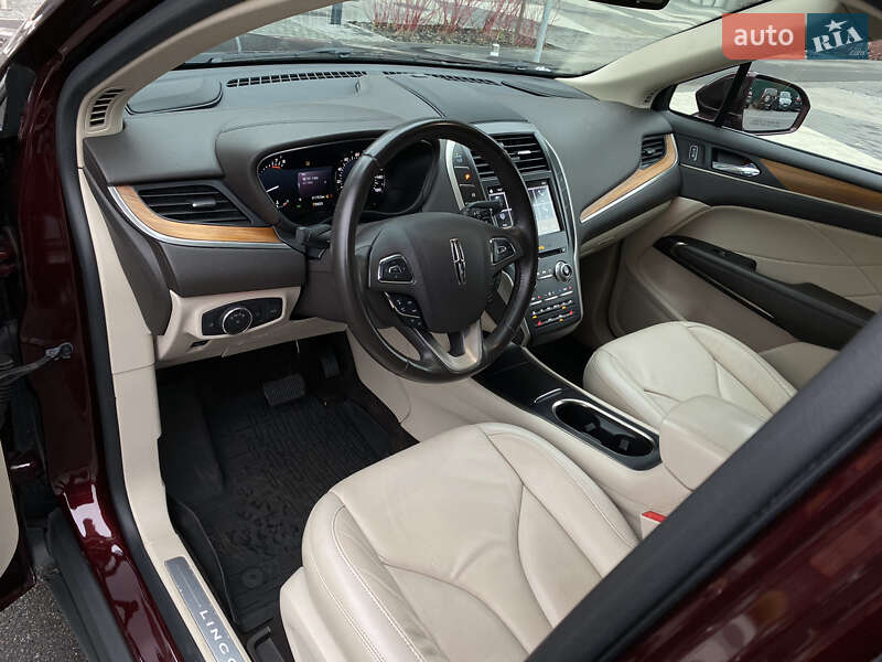 Позашляховик / Кросовер Lincoln MKC 2018 в Києві фото 27 Позашляховик / Кросовер Lincoln MKC 2018 в Києві
