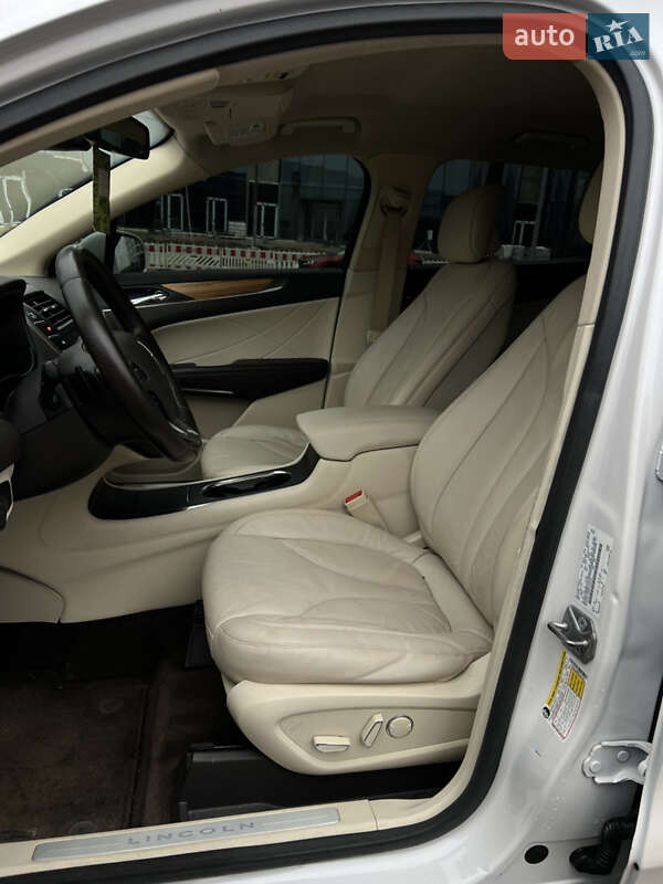 Позашляховик / Кросовер Lincoln MKC 2015 в Києві фото 8 Позашляховик / Кросовер Lincoln MKC 2015 в Києві