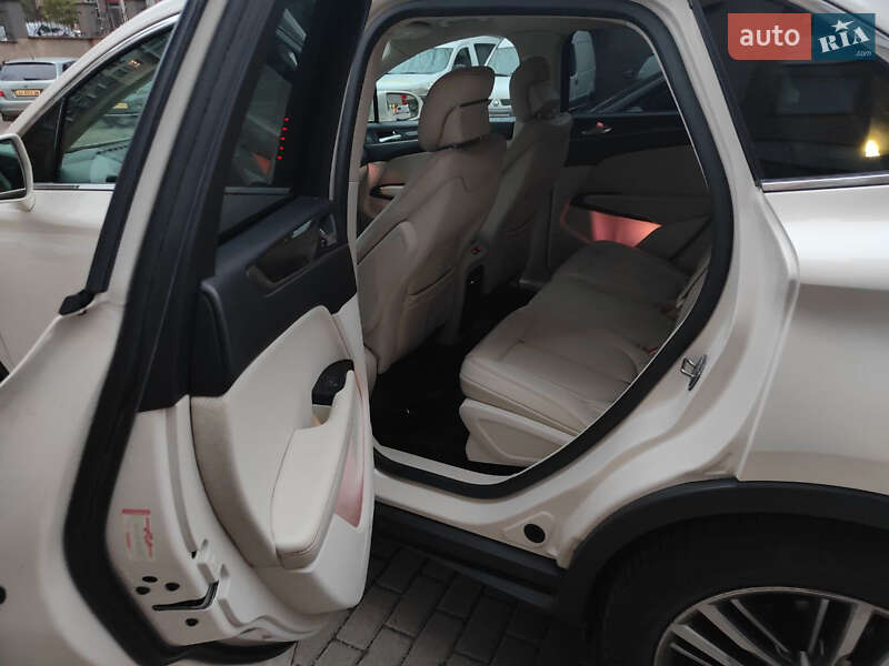 Позашляховик / Кросовер Lincoln MKC 2015 в Києві фото 8 Позашляховик / Кросовер Lincoln MKC 2015 в Києві