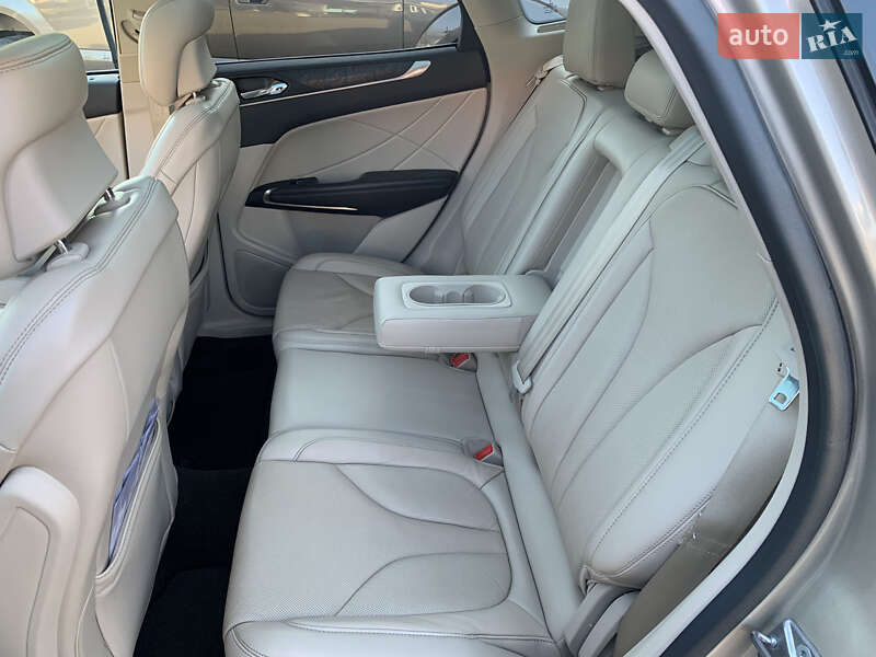 Внедорожник / Кроссовер Lincoln MKC 2017 в Львове фото 19 Внедорожник / Кроссовер Lincoln MKC 2017 в Львове
