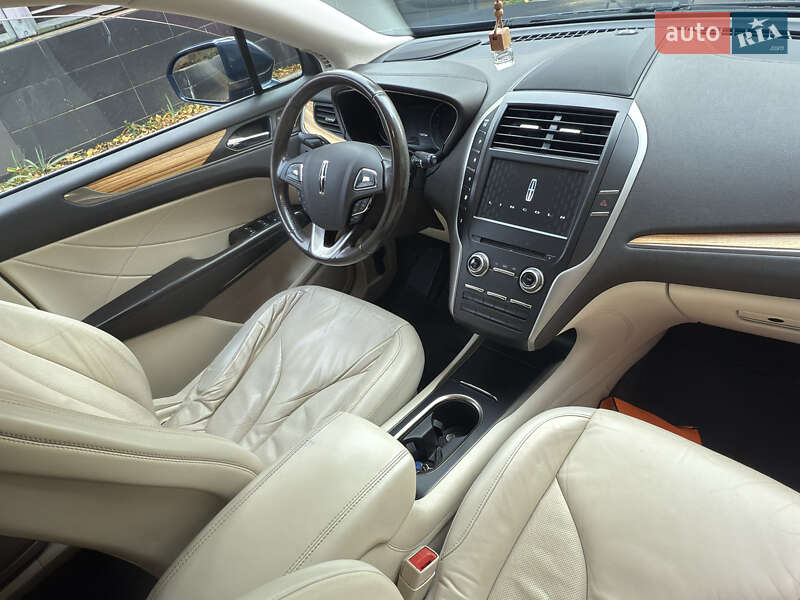 Позашляховик / Кросовер Lincoln MKC 2015 в Одесі