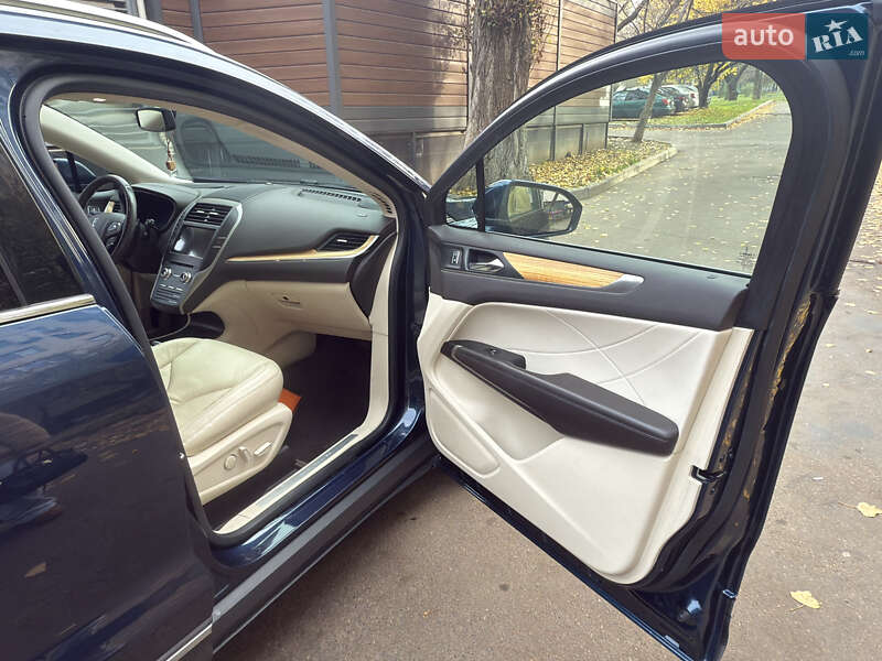 Позашляховик / Кросовер Lincoln MKC 2015 в Одесі