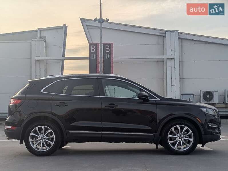 Позашляховик / Кросовер Lincoln MKC 2019 в Києві