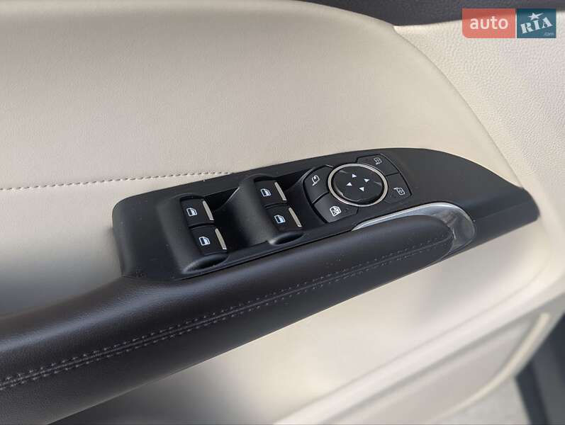 Позашляховик / Кросовер Lincoln MKC 2019 в Києві