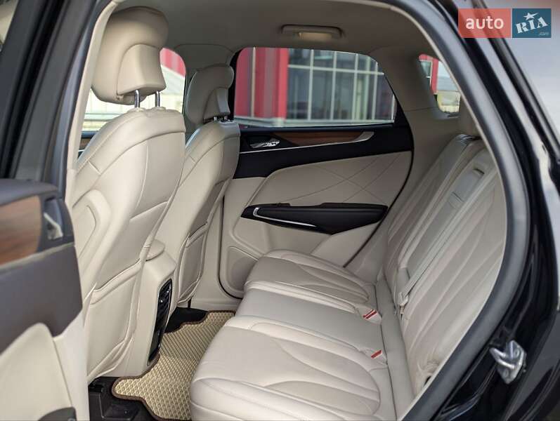 Позашляховик / Кросовер Lincoln MKC 2019 в Києві