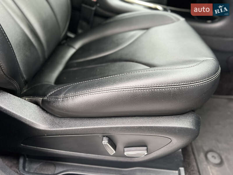 Внедорожник / Кроссовер Lincoln MKC 2018 в Ивано-Франковске фото 39 Внедорожник / Кроссовер Lincoln MKC 2018 в Ивано-Франковске