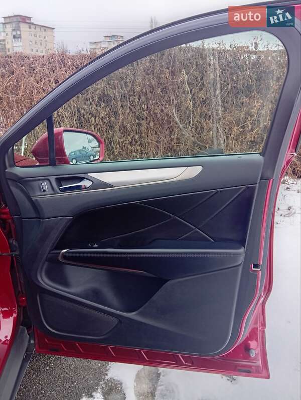 Внедорожник / Кроссовер Lincoln MKC 2018 в Киеве фото 15 Внедорожник / Кроссовер Lincoln MKC 2018 в Киеве