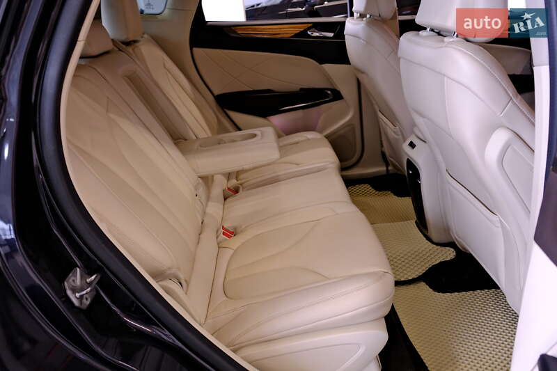 Позашляховик / Кросовер Lincoln MKC 2014 в Одесі