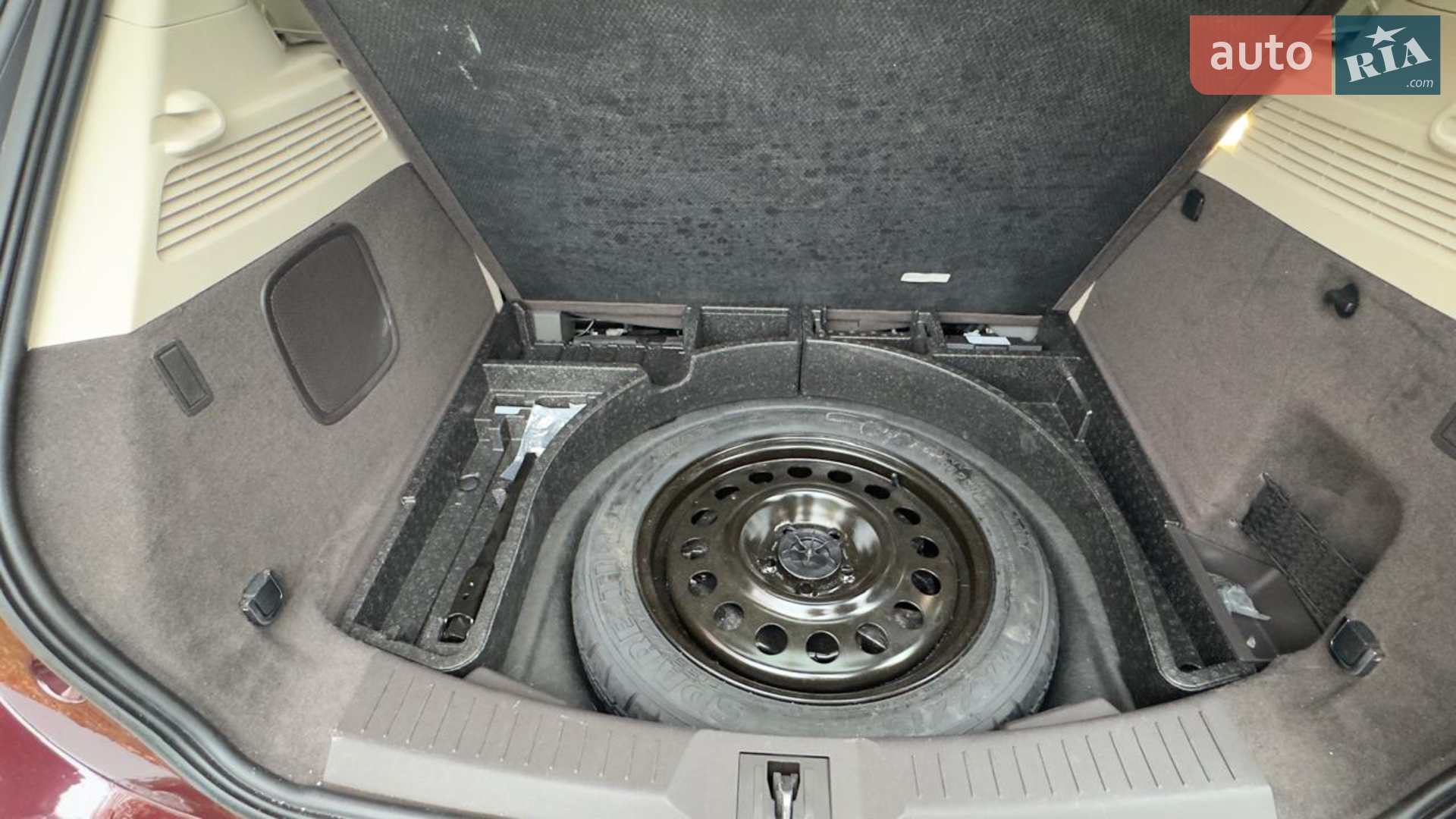 2019 Lincoln MKC - мініатюра 16