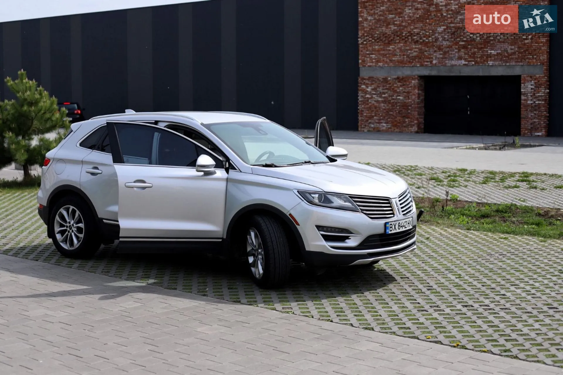 2016 Lincoln MKC - мініатюра 6