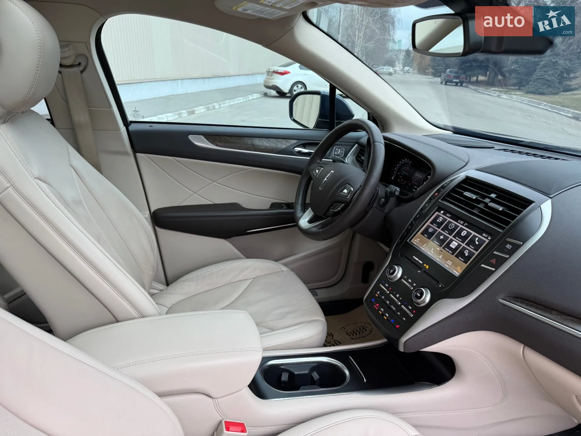 2019 Lincoln MKC - мініатюра 38