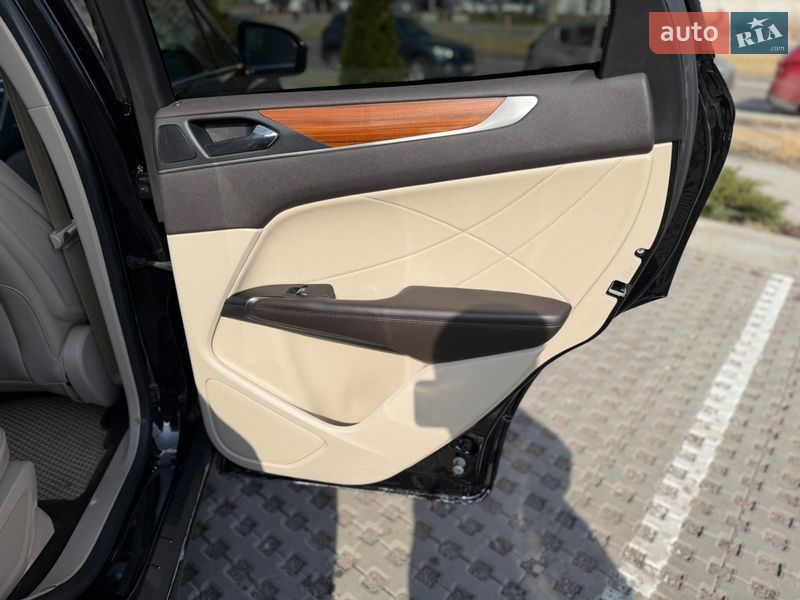 Позашляховик / Кросовер Lincoln MKC 2019 в Києві