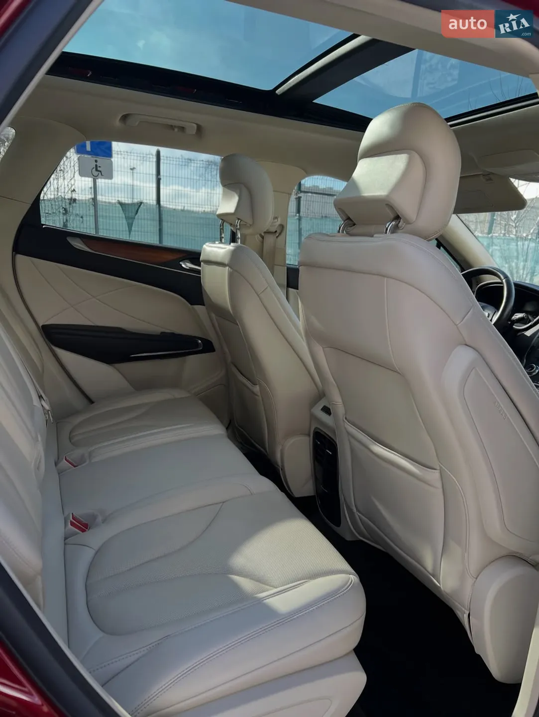 2016 Lincoln MKC - мініатюра 9