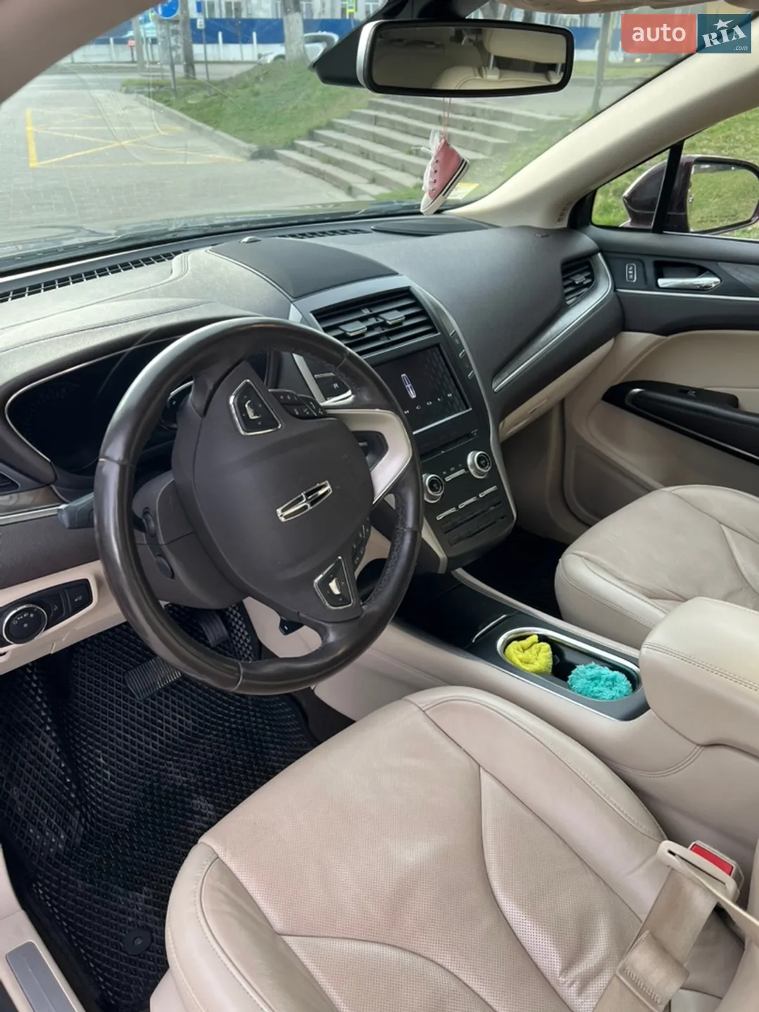 2019 Lincoln MKC - мініатюра 14