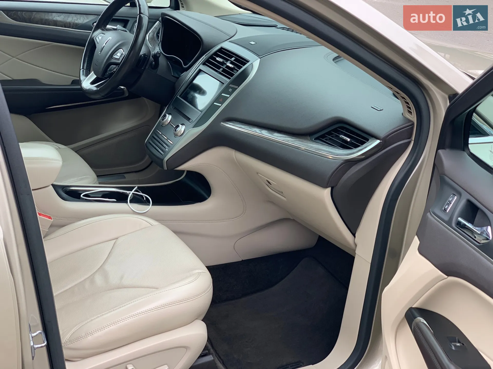 2017 Lincoln MKC - мініатюра 16