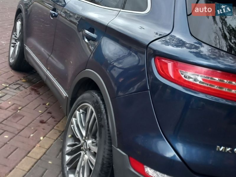 Позашляховик / Кросовер Lincoln MKC 2015 в Києві