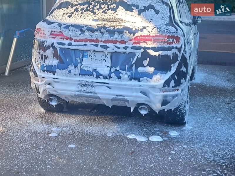 Позашляховик / Кросовер Lincoln MKC 2015 в Києві