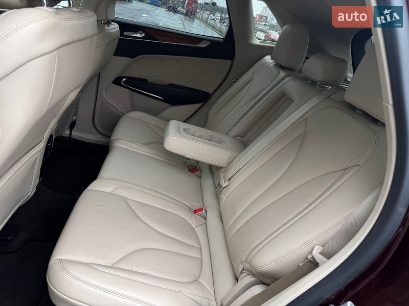 Позашляховик / Кросовер Lincoln MKC 2018 в Києві фото 23 Позашляховик / Кросовер Lincoln MKC 2018 в Києві