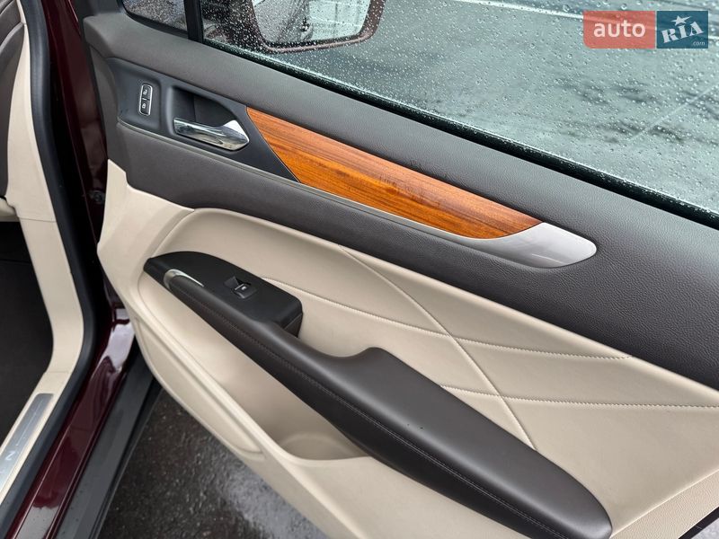 Позашляховик / Кросовер Lincoln MKC 2018 в Києві фото 27 Позашляховик / Кросовер Lincoln MKC 2018 в Києві